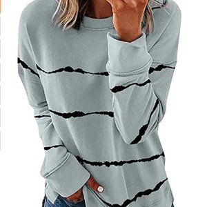Light Blue Tie-Dye Stripe Crewneck Sweatshirt for Women